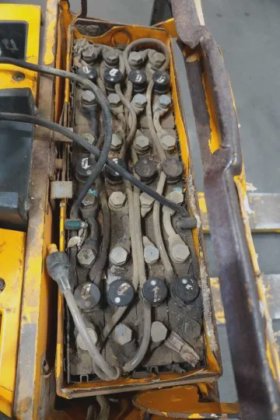 永恒力低升降卡车耕耘机