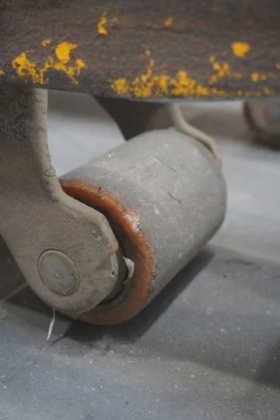 永恒力低升降卡车耕耘机