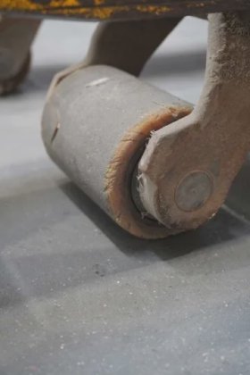 永恒力低升降卡车耕耘机