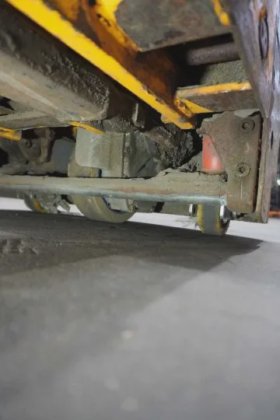 永恒力低升降卡车耕耘机