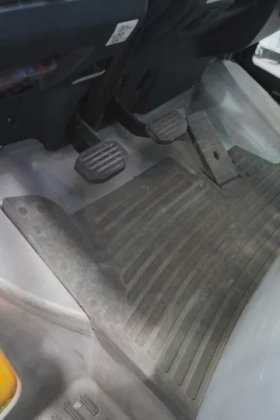 永恒力四轮前叉车