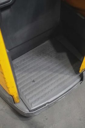 永恒力高举升卡车驾驶室