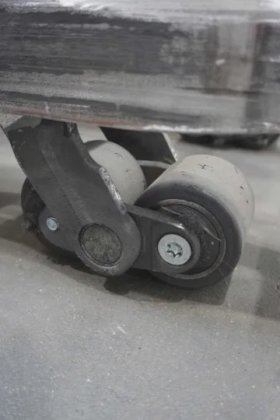 永恒力高举升卡车驾驶室