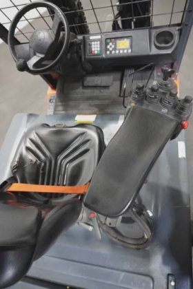 丰田四轮前装载机