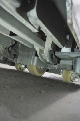 丰田低叉车驾驶室