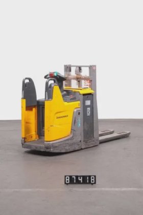 永恒力高举升卡车驾驶室