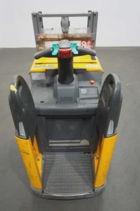 永恒力高举升卡车驾驶室