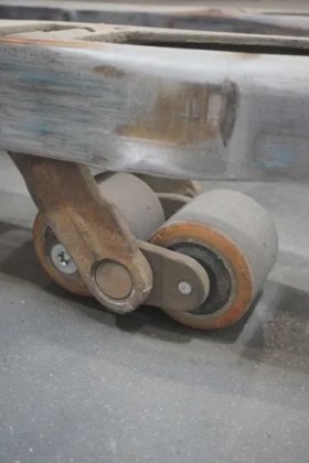 永恒力高举升卡车驾驶室