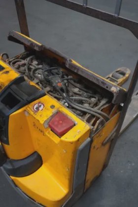 永恒力低升降卡车耕耘机