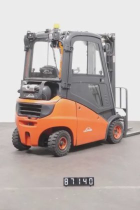 林德四轮前叉车