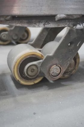 丰田低位拣选机