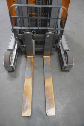 永恒力前移式叉车