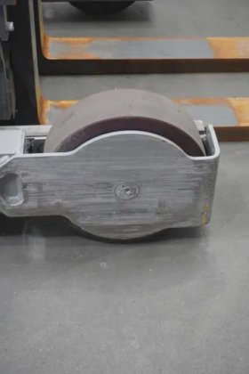 永恒力前移式叉车