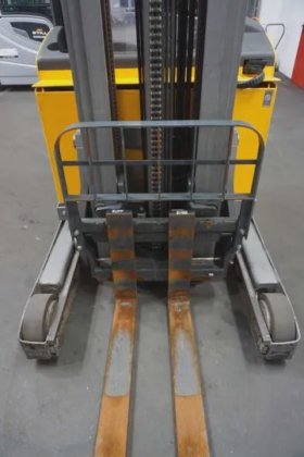 永恒力前移式叉车