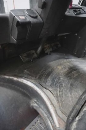 林德四轮前叉车