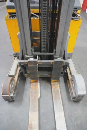 永恒力前移式叉车