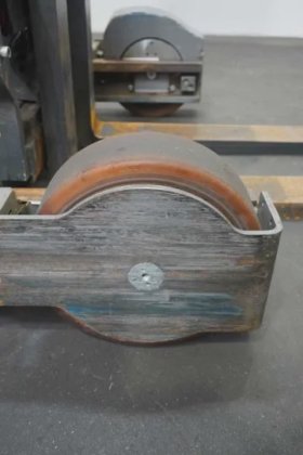 永恒力前移式叉车