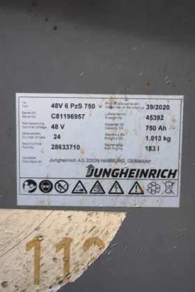 永恒力三轮前叉车