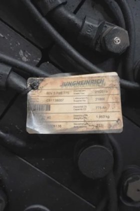 永恒力四轮前叉车