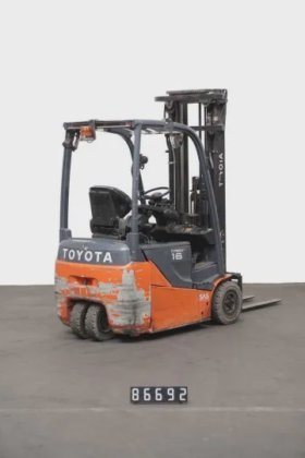 丰田三轮前装载机