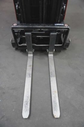 丰田前移式叉车