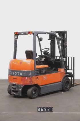 丰田四轮前装载机