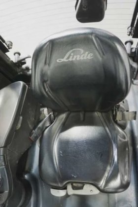 林德四轮前叉车