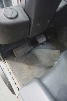 林德四轮前叉车