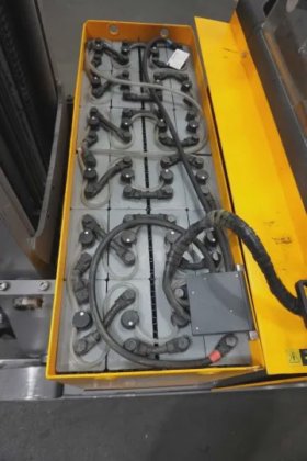 永恒力前移式叉车