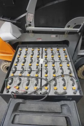 STILL 四轮前装载机