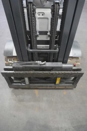 STILL 四轮前装载机