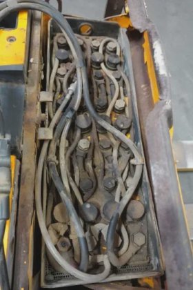 永恒力低升降卡车耕耘机