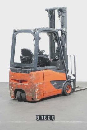 林德三轮前叉车