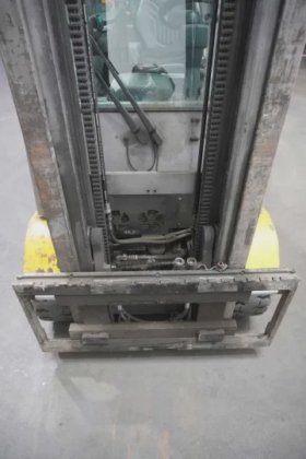 永恒力四轮前叉车