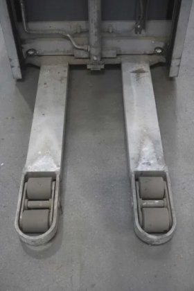 永恒力高举升卡车牵引杆