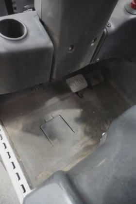 林德三轮前叉车