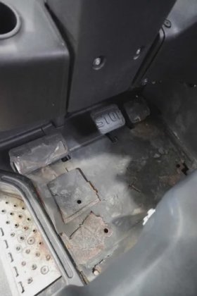 林德四轮前叉车