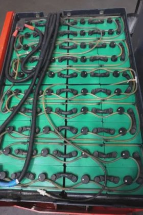 卡尔玛四轮前装载机