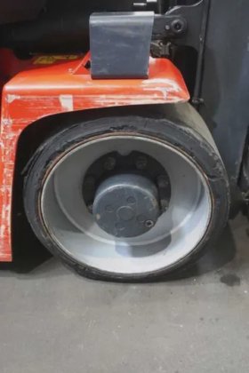 卡尔玛四轮前装载机