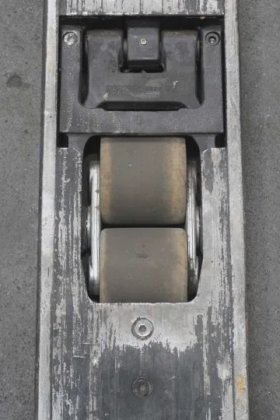 丰田低位拣选机