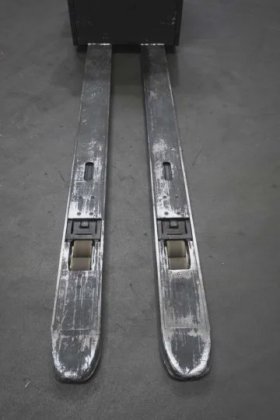 丰田低位拣选机