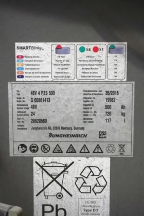 永恒力三轮前叉车