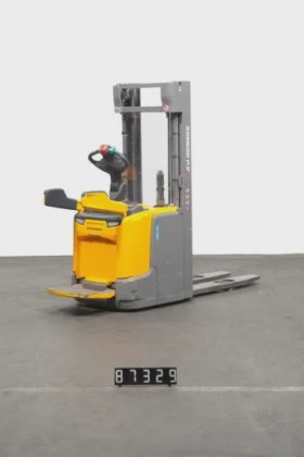 永恒力高举升卡车驾驶室