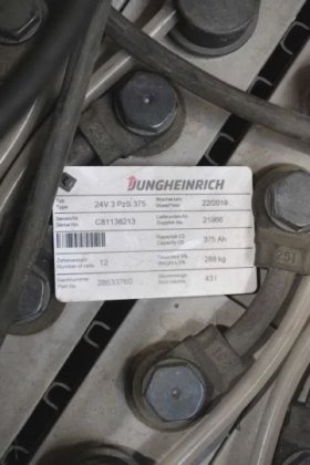 永恒力高举升卡车驾驶室