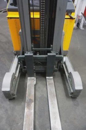 永恒力前移式叉车