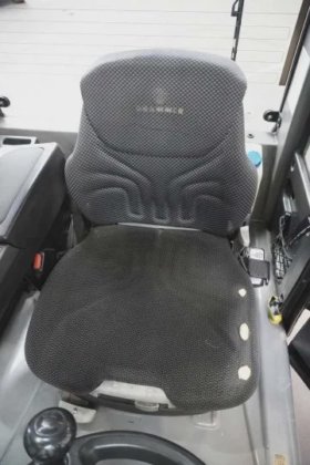 永恒力四轮前叉车