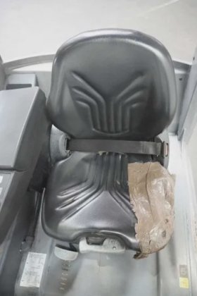 永恒力四轮前叉车