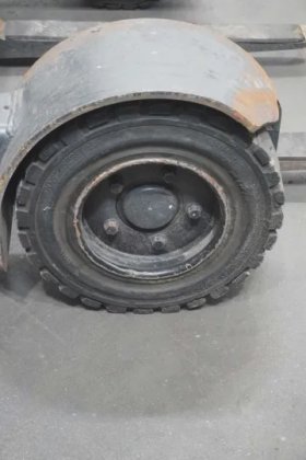 林德前移式叉车