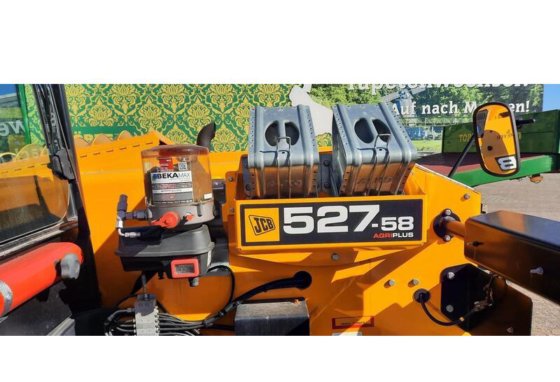 2021 JCB 527-58 Agri