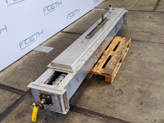 Horizontal screw conveyor